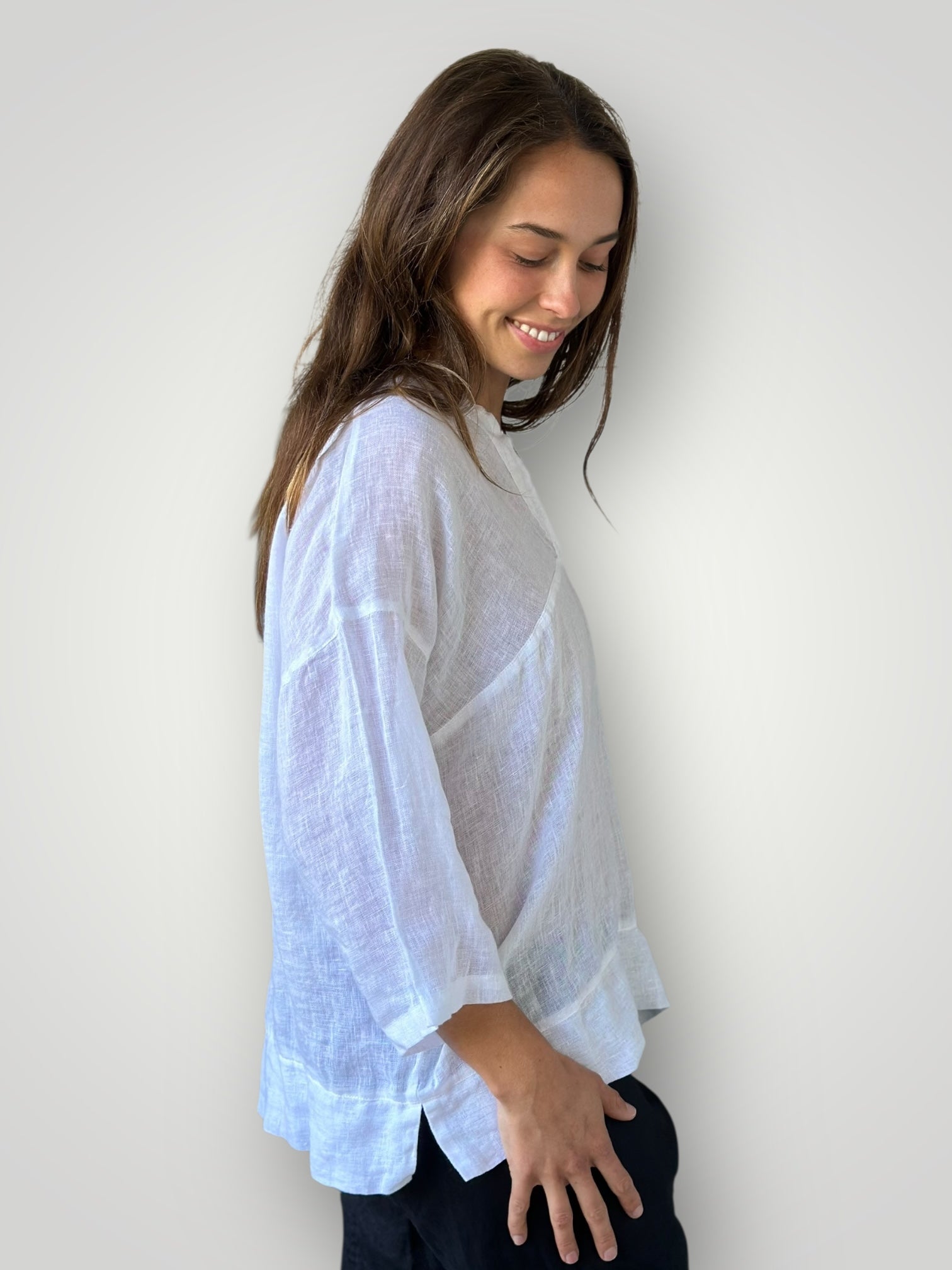 francis top - white linen Apparel