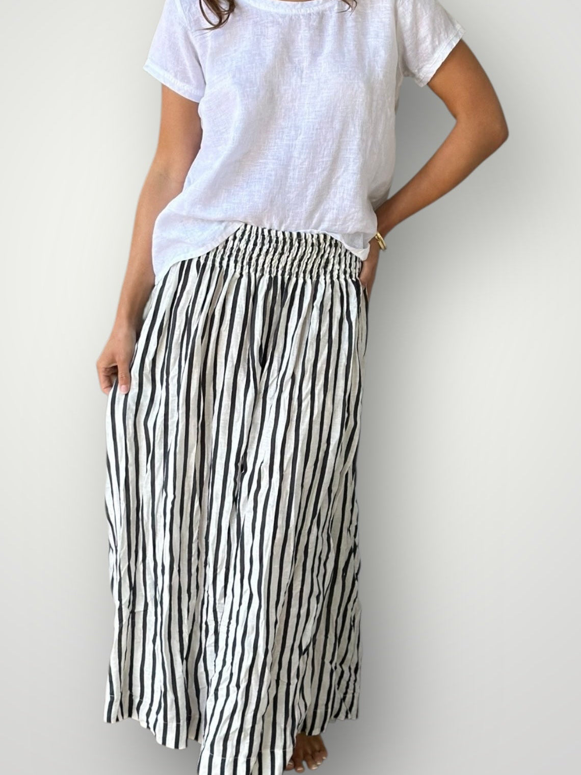 lulu skirt-navy stripe linen Apparel