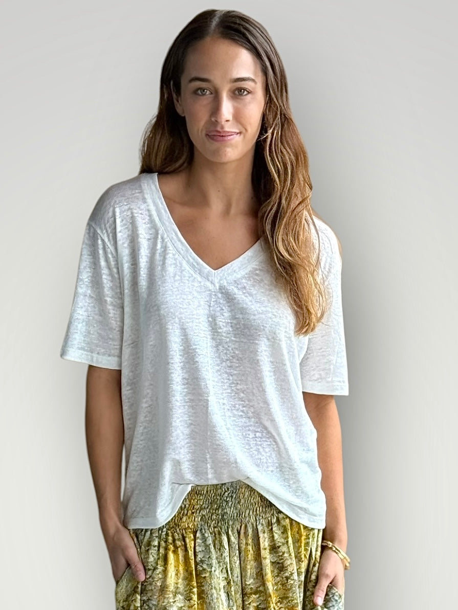 renee linen knit tee - warm white Apparel