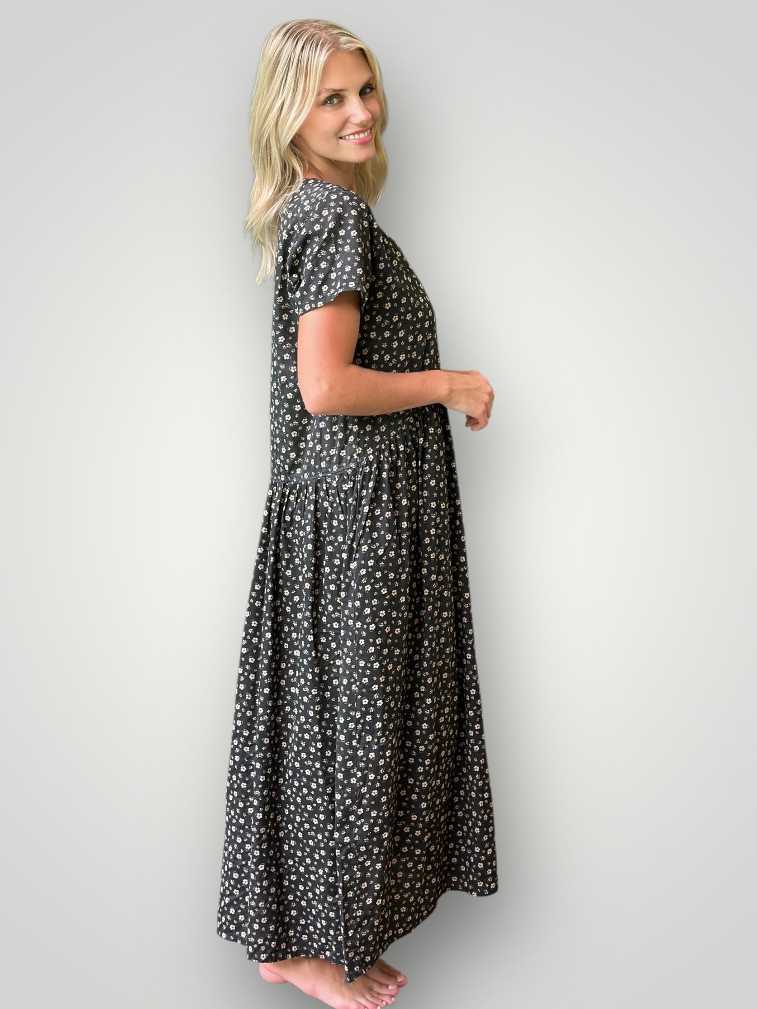 audrey dress - small charcoal flower cotton Apparel