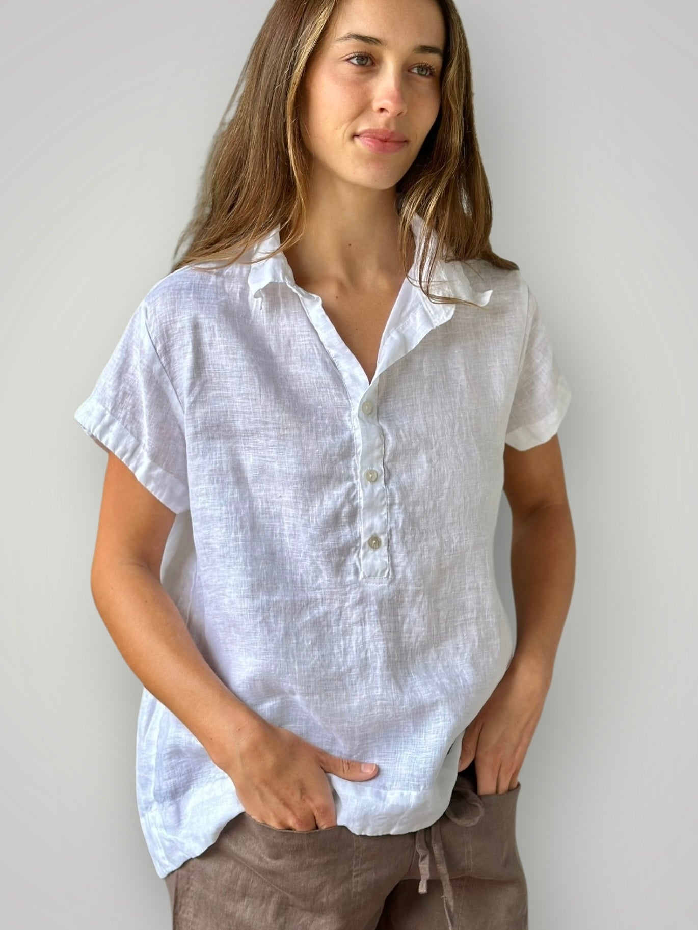 celia top -white linen Apparel