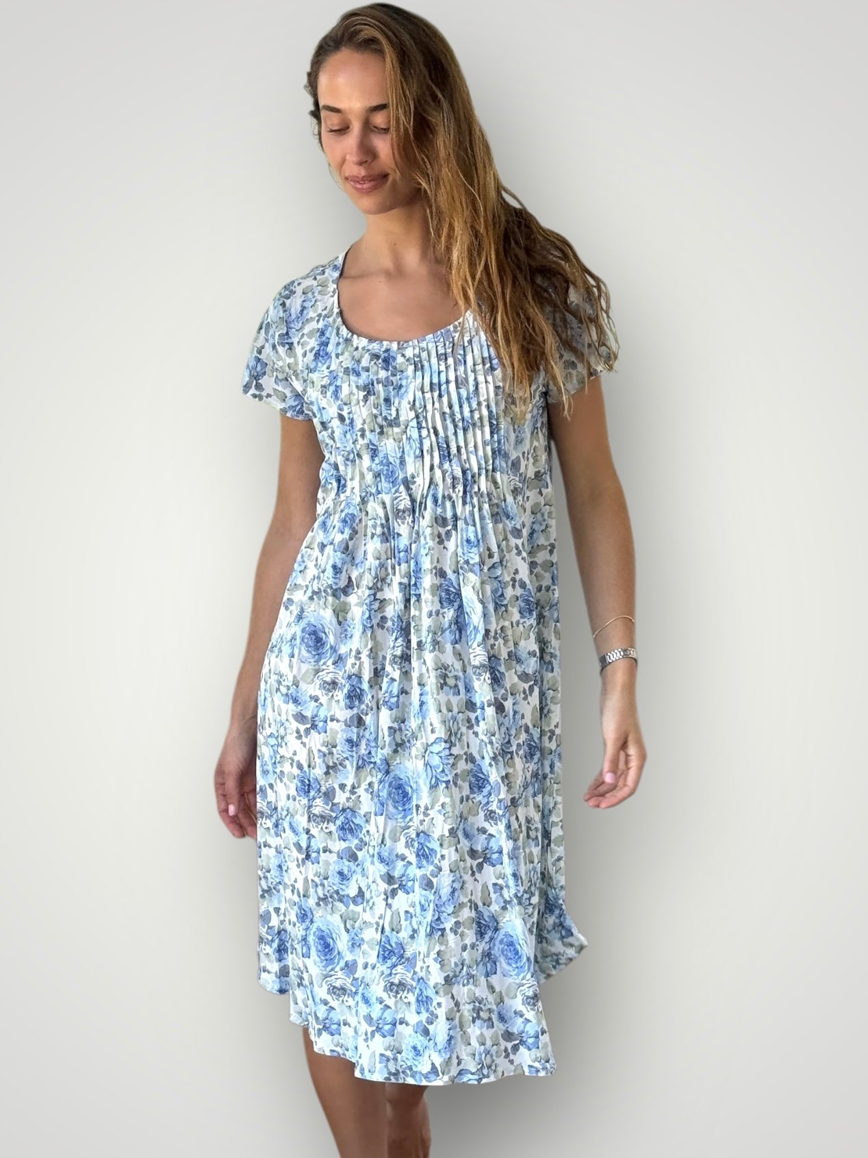 amelia dress - blue floral roses