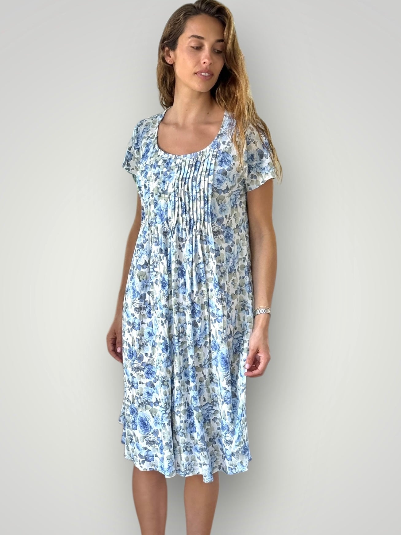 amelia dress - blue floral roses