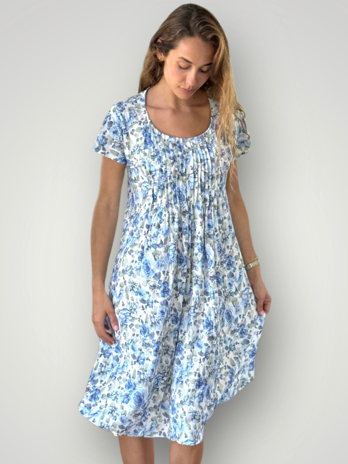 amelia dress - blue floral roses