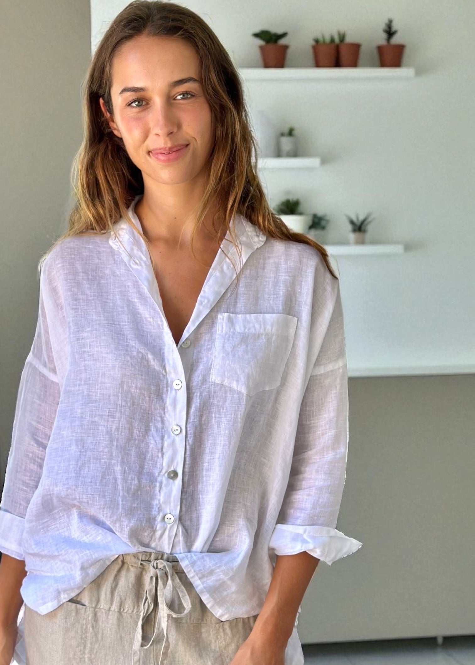 rosie shirt - white linen Apparel