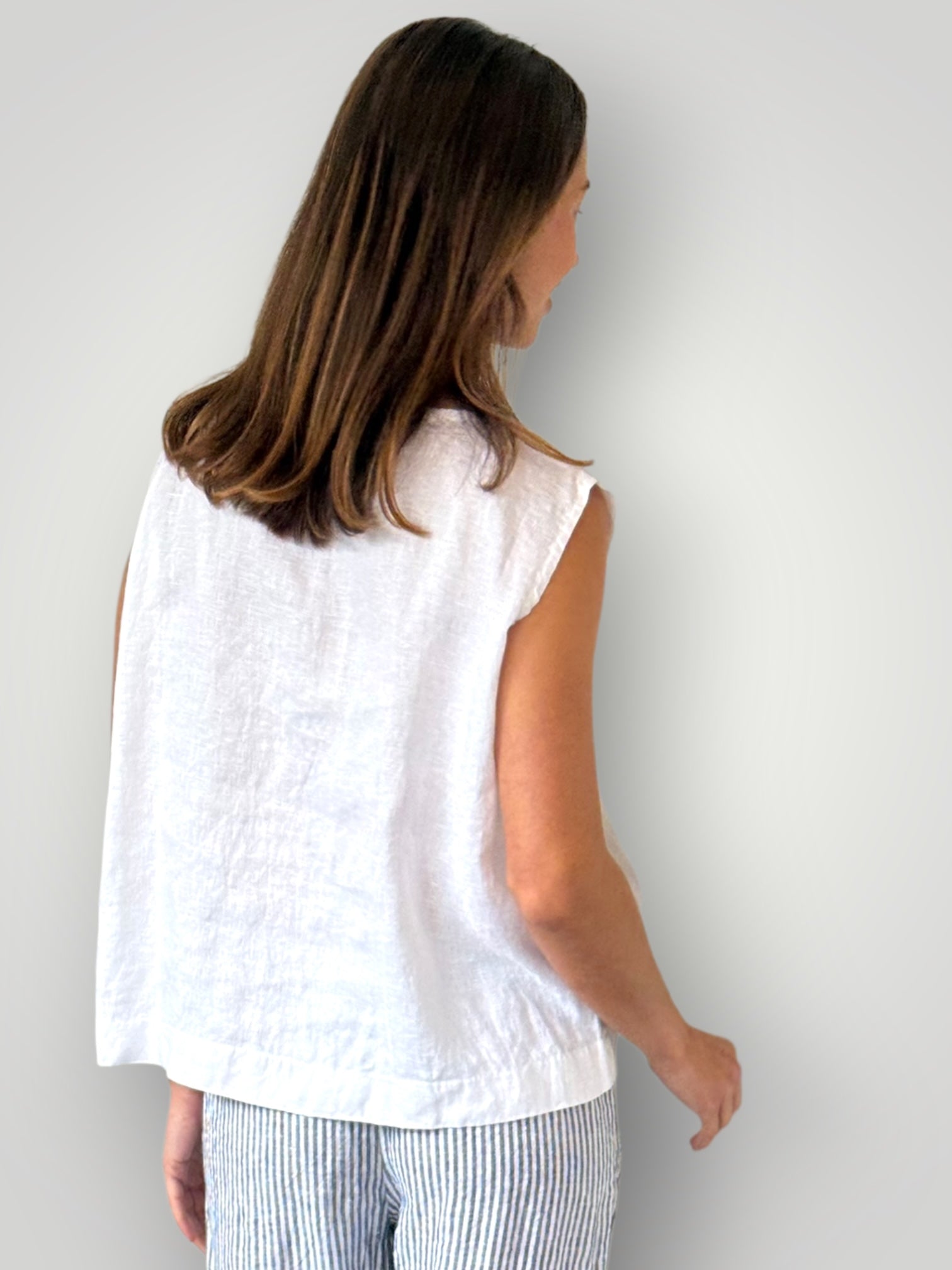 eva top - white linen Apparel