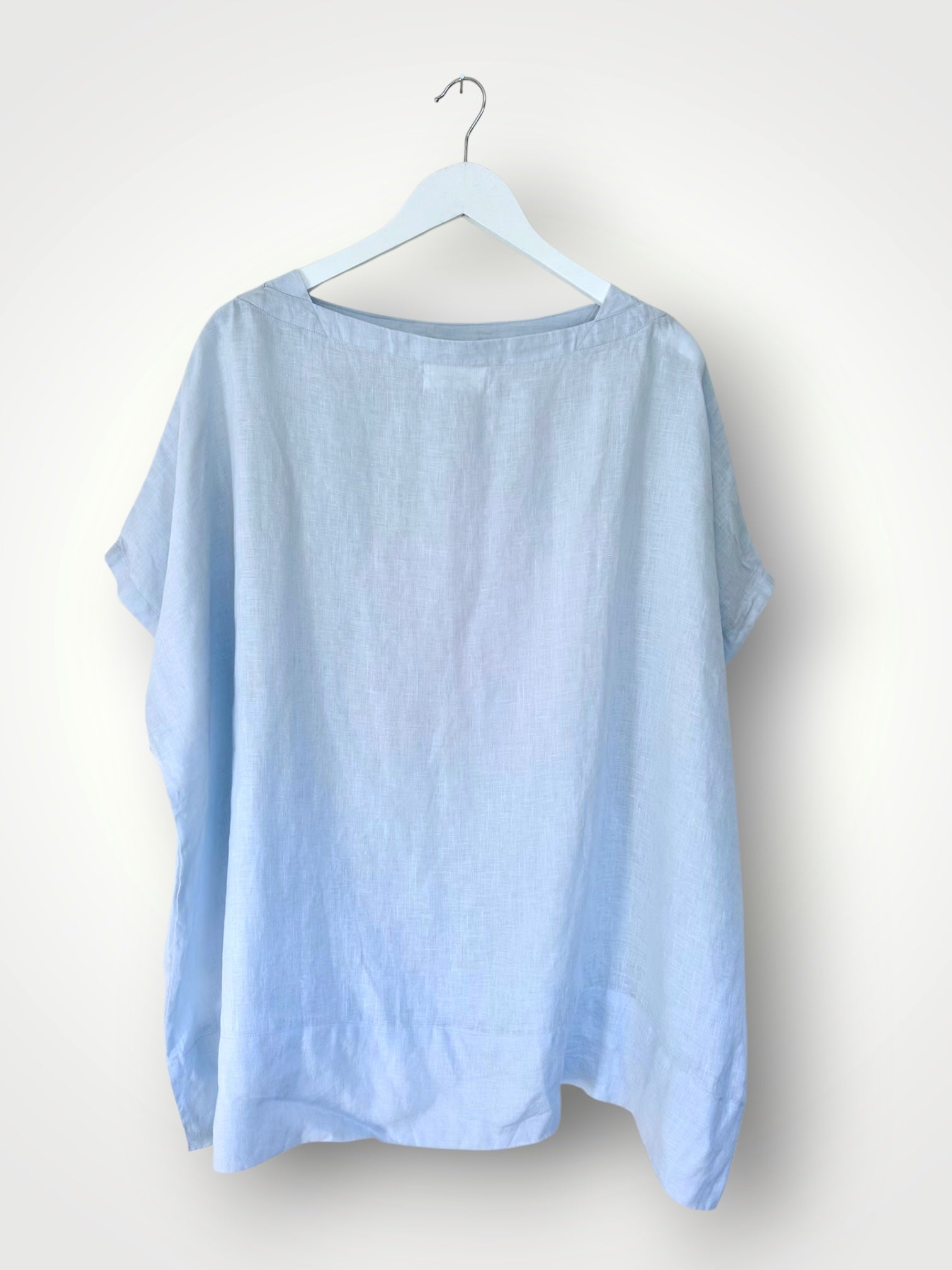 sammy top - soft blue linen