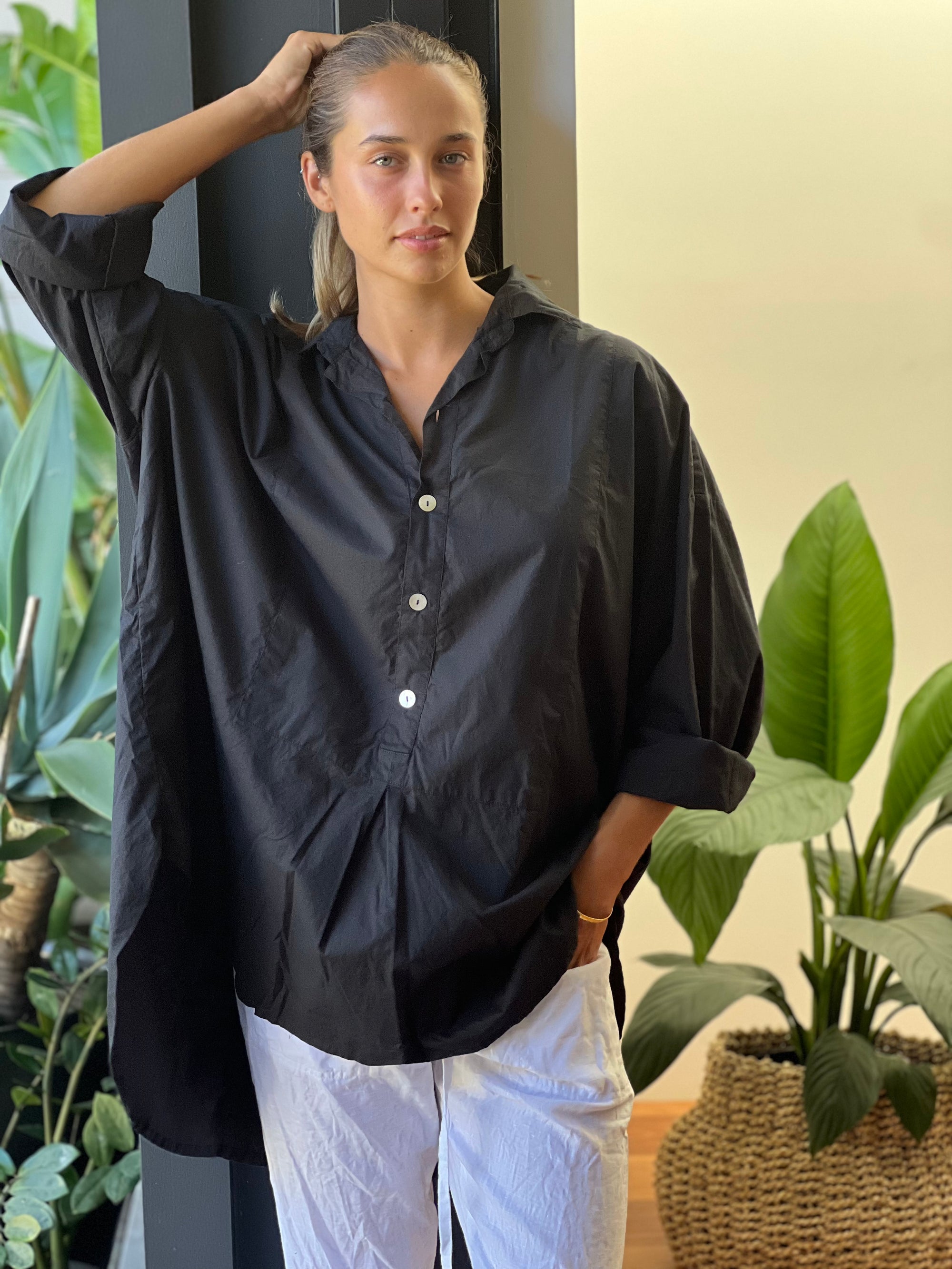 megan shirt-black cotton Apparel  