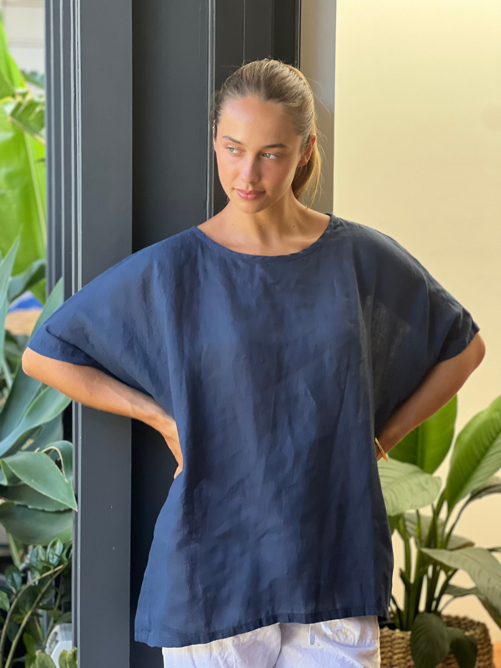 rachael top - navy linen Apparel  