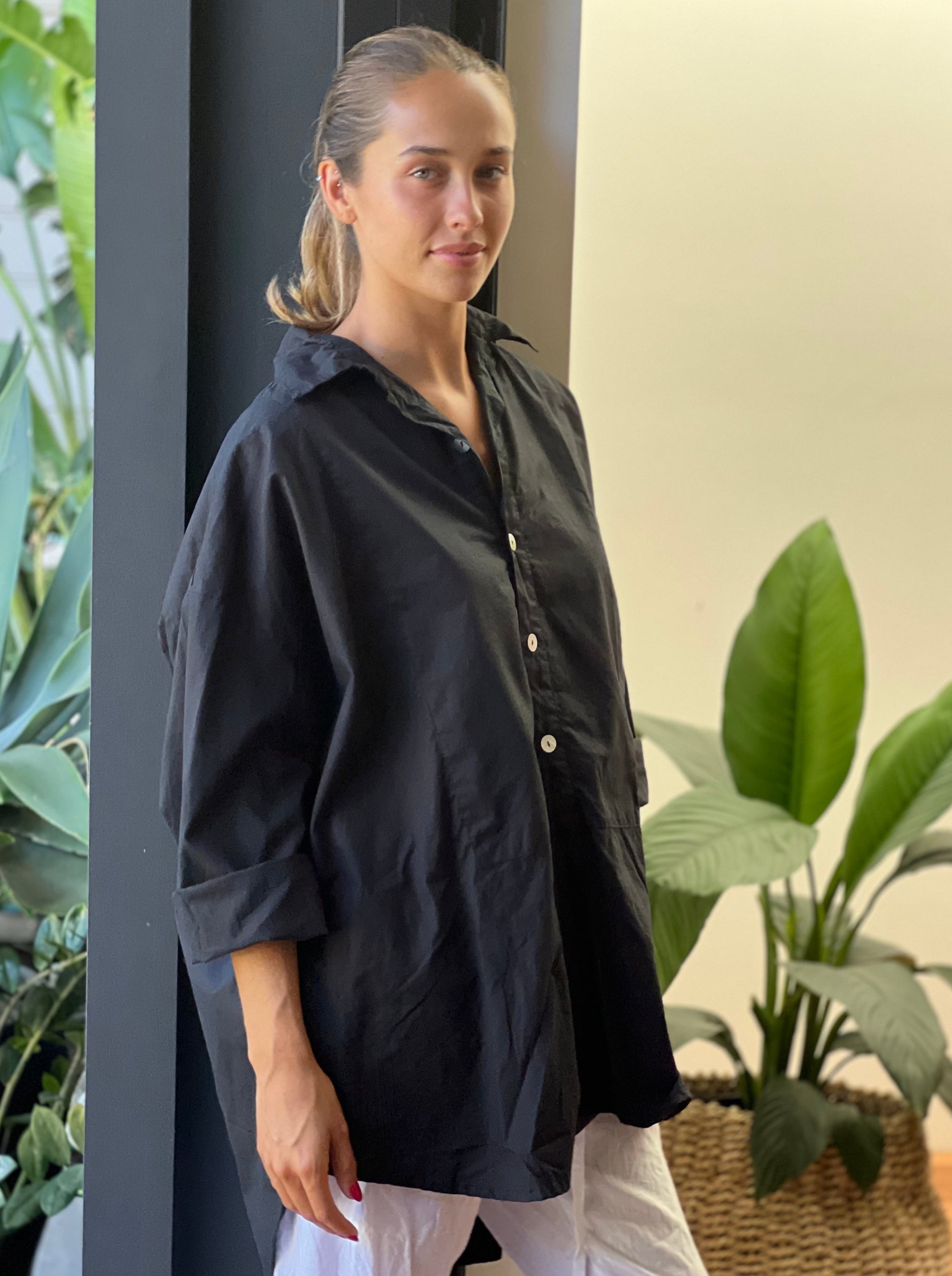 megan shirt-black cotton Apparel  