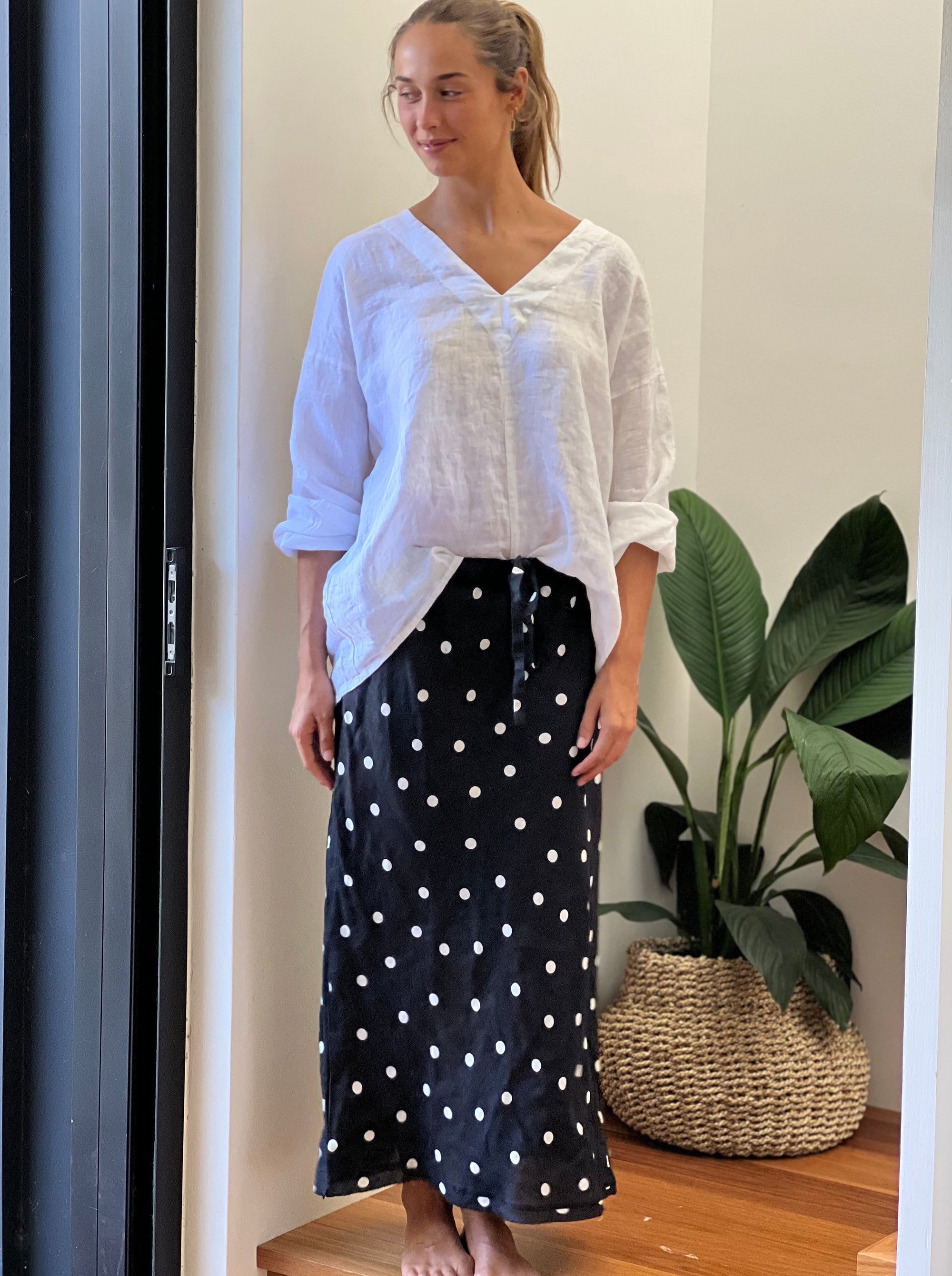 anthea skirt - black spot linen Apparel  